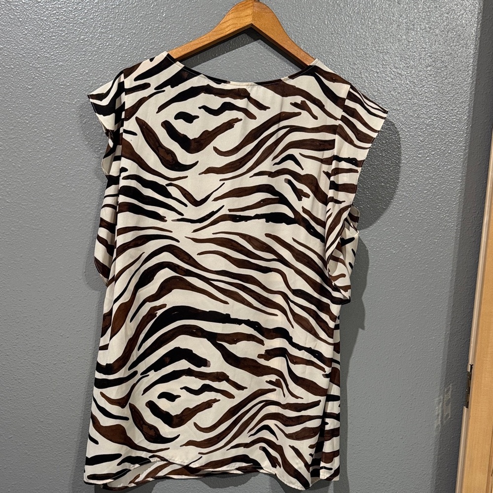 CAbi Zebra Stripe V-Neck blouse in Brown, Dark Brown and Cream - Picture 3 of 3